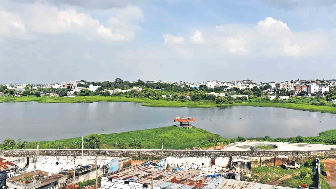 కమీషన్ల కోసమే.. కొత్త రాగం