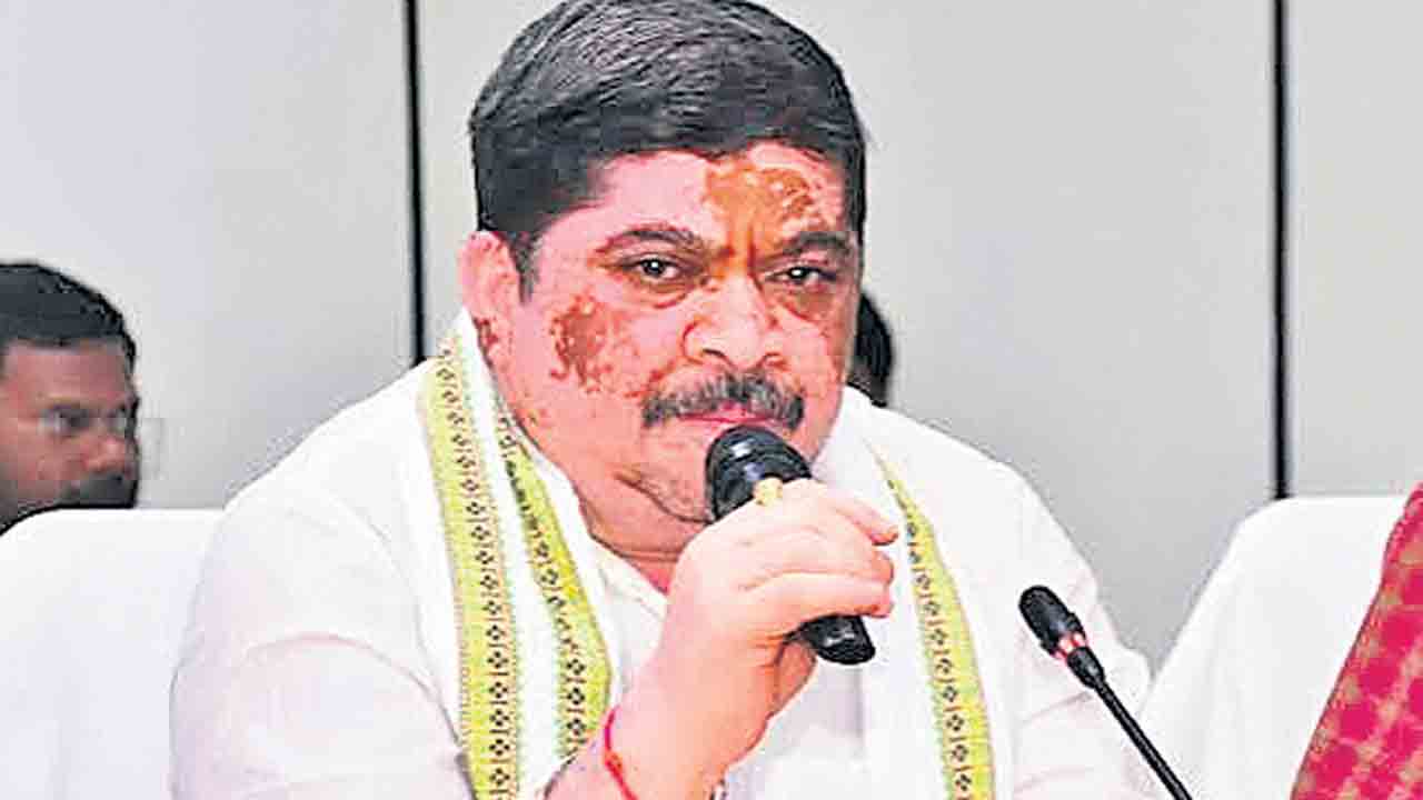 7న ఆటో కార్మిక సంఘాలతో సమావేశం.. మంత్రి పొన్నం ప్రభాకర్‌