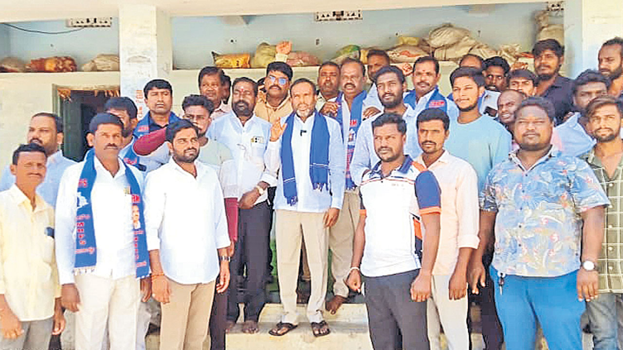 కేసీఆర్‌ వైపే దళిత యువత
