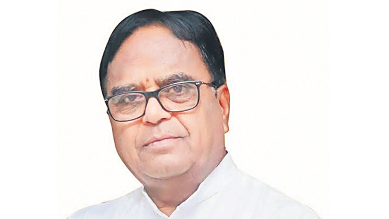 మామునూరు ఎయిర్‌పోర్టుకు పీవీ పేరు పెట్టాలి