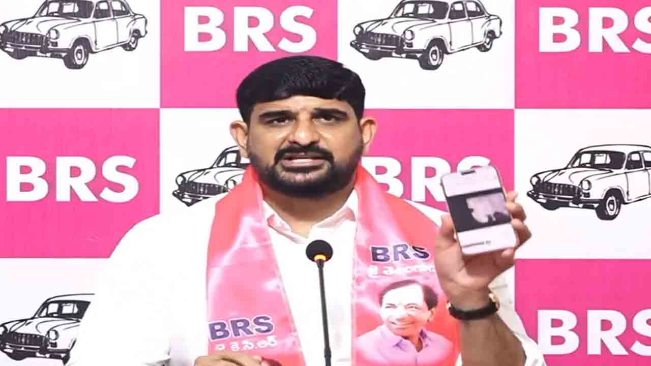 Padi Kaushik Reddy | కేసీఆర్‌ మీద కామెంట్‌ చేయడానికి నువ్వెవరు.. సీపీ సజ్జనార్‌పై ఎమ్మెల్యే పాడి కౌశిక్‌ రెడ్డి ఫైర్‌