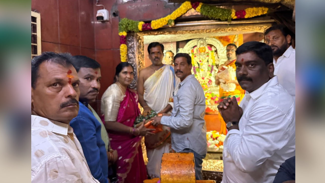 Padma Devender Reddy | అమ్మవారి ఆశీస్సులతో ప్రజలు సుభిక్షంగా ఉండాలి : పద్మా దేవేందర్‌రెడ్డి