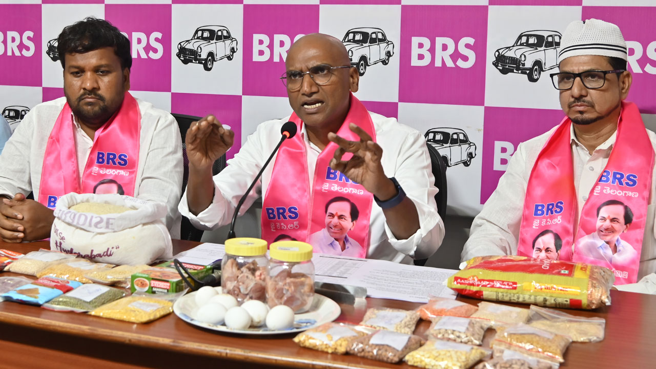 గురుకుల టెండర్లలో 900 కోట్ల కుంభకోణం