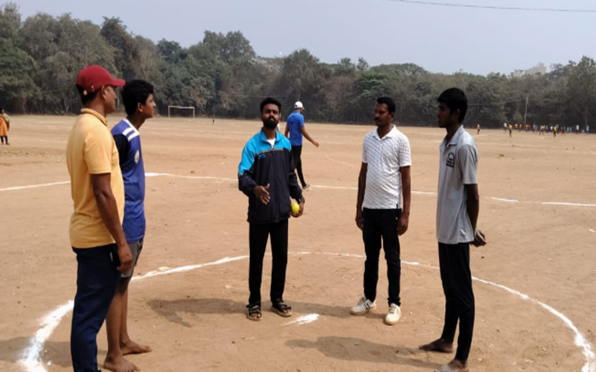 కడు పేదరికం నుండి యువ ద్రోణాచార్యుడిగా పొన్నాల పృథ్వీరాజ్