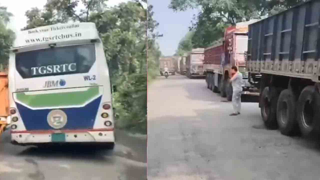 RTC Bus | గుంతలో దిగబడ్డ ఎలక్ట్రిక్‌ బస్సు.. ఎలా ట్రాఫిక్‌ జామ్‌ అయిందో చూడండి.. వీడియో