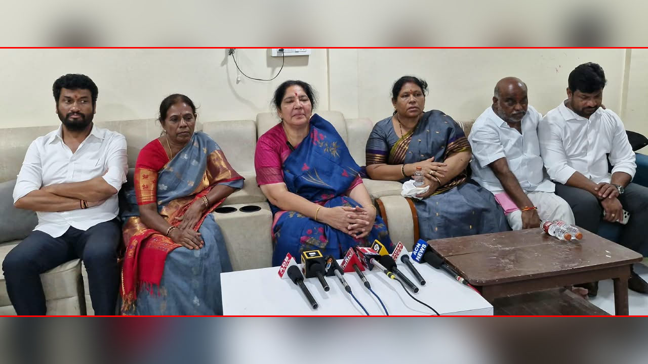 Satyavati Rathod | రిమ్స్ ఆసుపత్రిలో శిశువుల మరణాలు ప్రభుత్వ హత్యలే : మాజీ మంత్రి సత్యవతి రాథోడ్‌