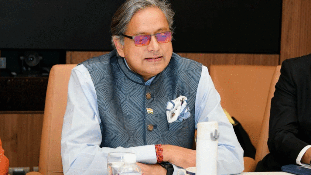 Shashi Tharoor | ఎమర్జెన్సీ కాదు.. ఇది ఎమర్ జెన్ జీ.. ఢిల్లీలో పోలీసుల దిగ్బంధనంపై కాంగ్రెస్ ఎంపీ శశి థరూర్