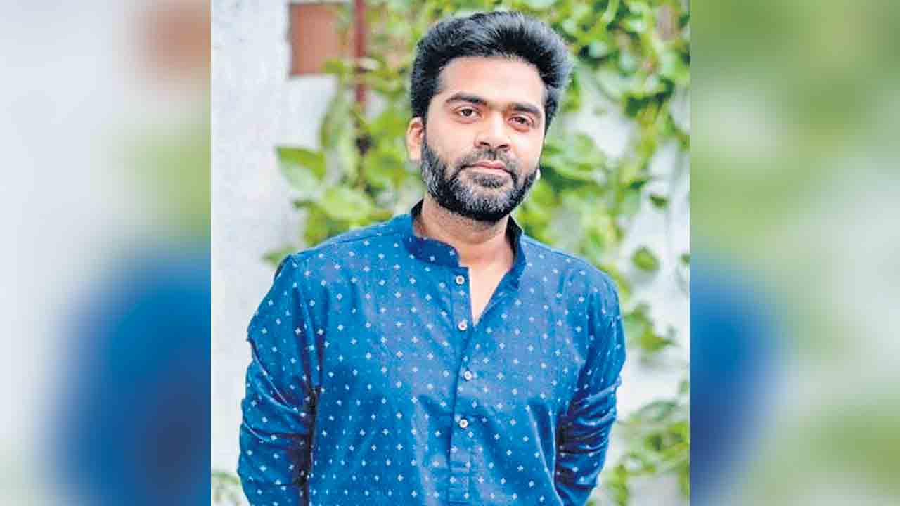 అరసన్‌ కోసం ఆరు గెటప్పులు?