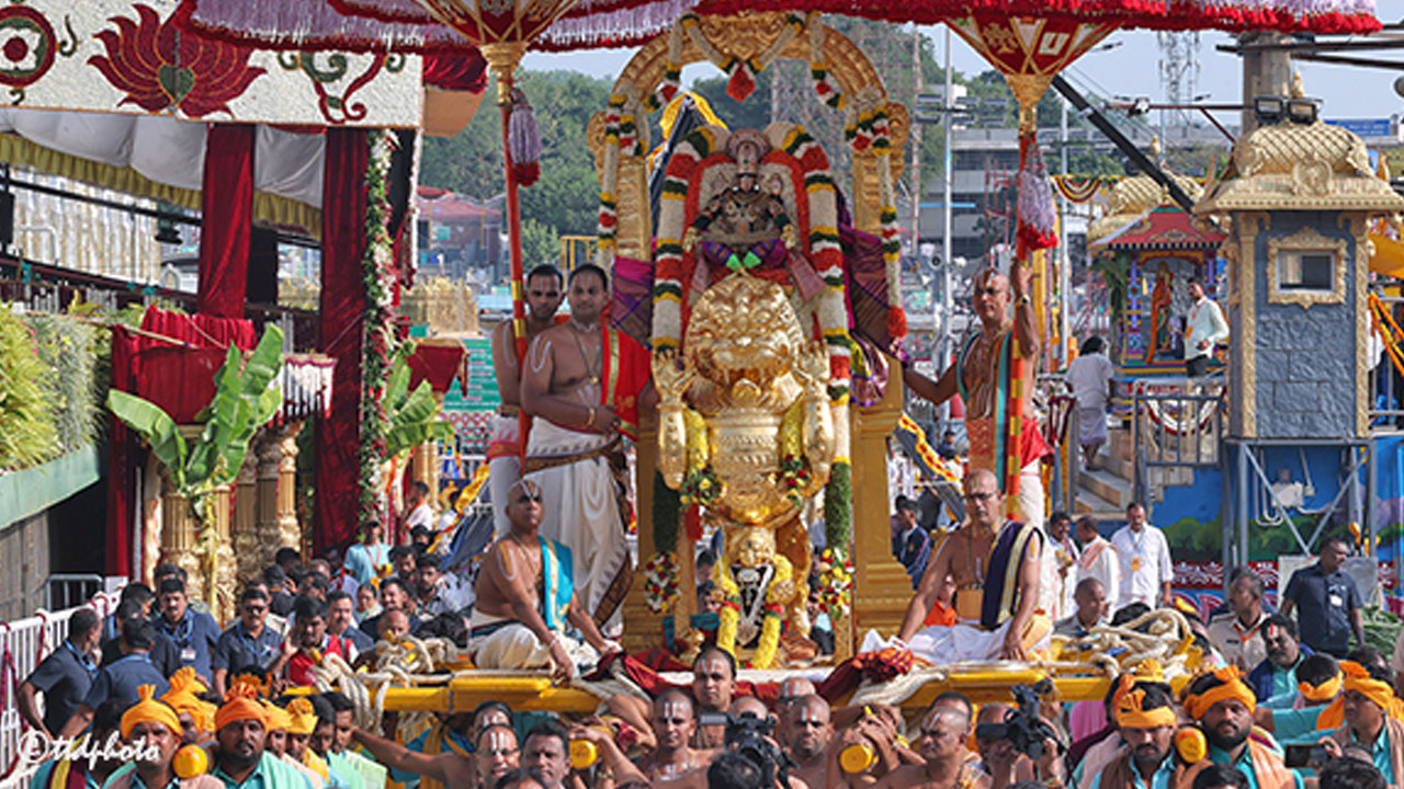 Brahmotsavams | వైభవంగా కొనసాగుతున్న బ్రహ్మోత్సవాలు.. సింహ వాహనంపై మలయప్ప దర్శనం