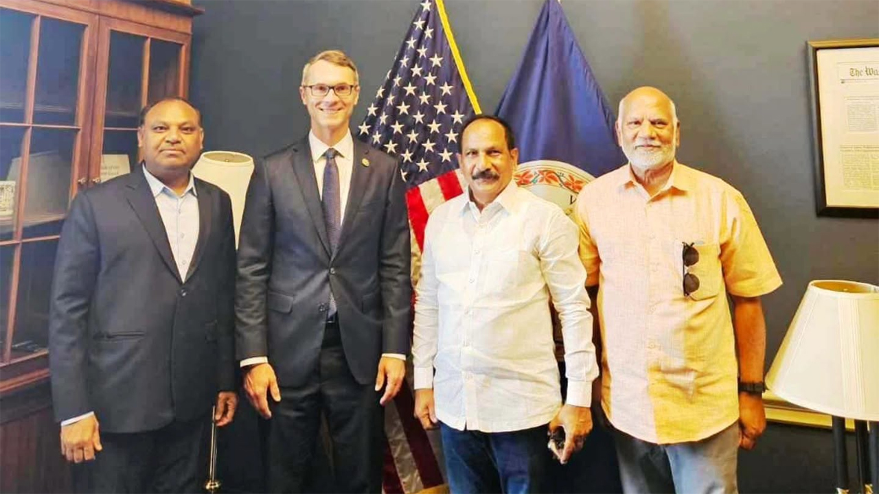 తెలంగాణ ఎన్‌ఆర్‌ఐలకు వీసా నిబంధనల్లో సడలింపులివ్వండి.. అమెరికా కాంగ్రెస్ ప్రతినిధులకు ఎమ్మెల్సీ తక్కెళ్లపల్లి రవీందర్ రావు వినతి