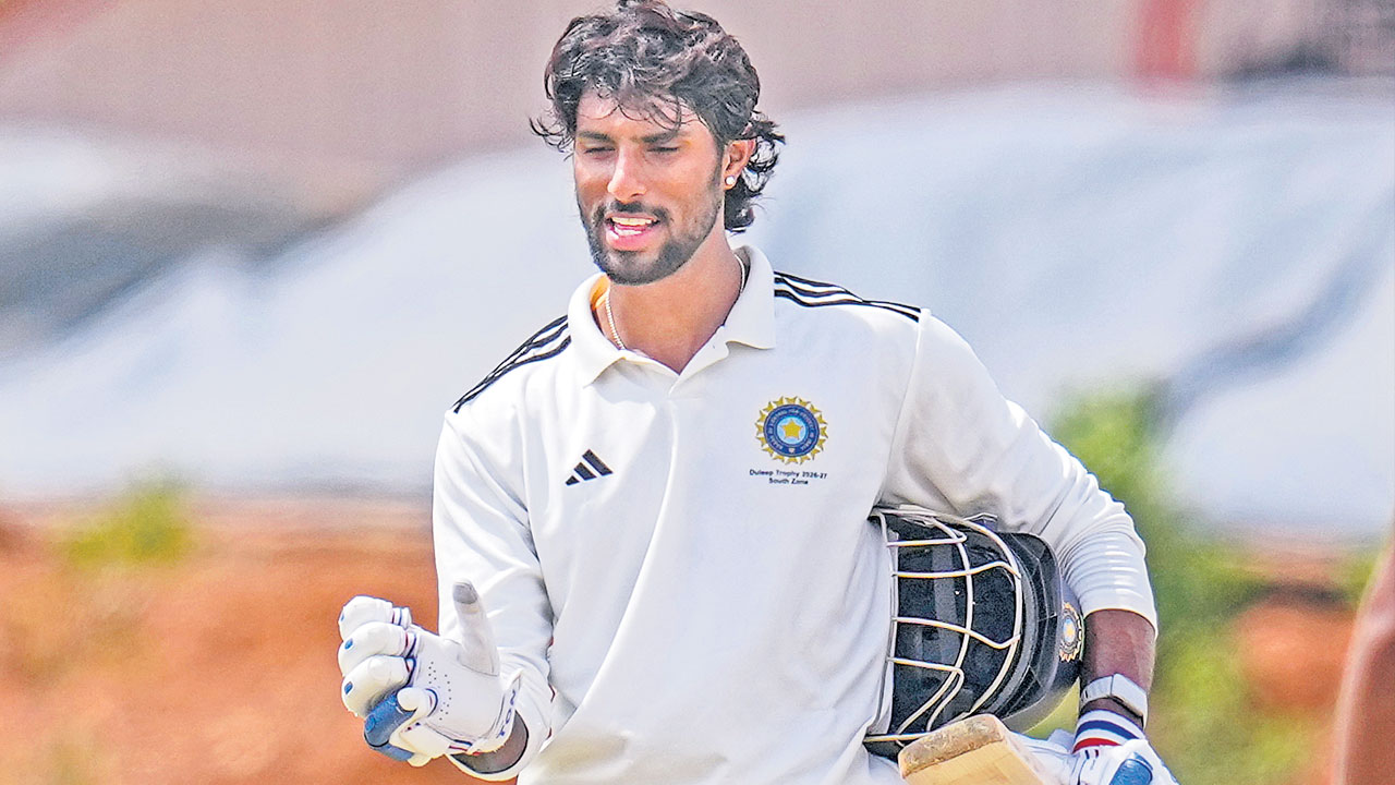 తుది పోరుకు తిలక్‌ సేన