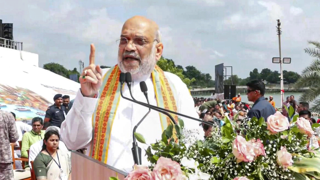 Amit Shah | క‌ర్ణాట‌క‌లో ప‌ర్య‌టిస్తున్న కేంద్ర హోంమంత్రి అమిత్ షాకు అస్వ‌స్థ‌త‌..!