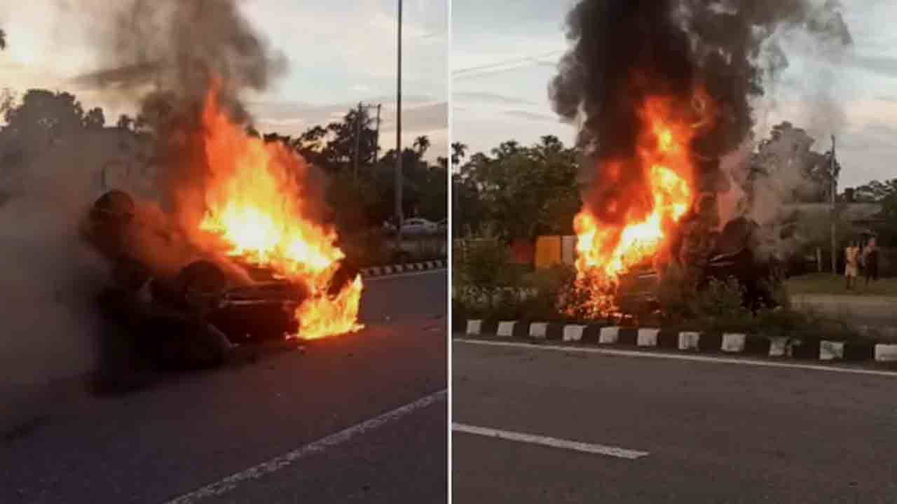Vehicle Catches Fire | స్తంభాన్ని ఢీకొట్టిన వాహనం.. మంటలు చెలరేగడంతో ఇద్దరు సజీవ దహనం