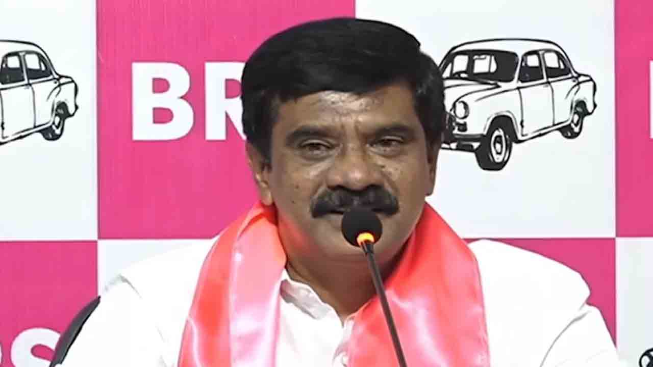 Vemula Prashanth Reddy | రేవంత్ రెడ్డి లక్కీ భాస్కర్ సీఎం… అచ్చ కాంగ్రెసోళ్లు  వేరే సీఎంను పెట్టుకోండి : ఎమ్మెల్యే వేముల ప్రశాంత్ రెడ్డి