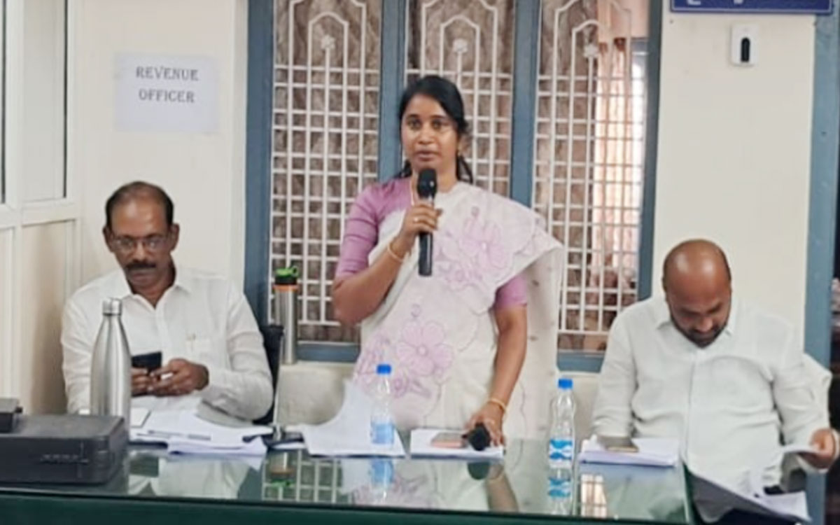 ఎల్ నినో ప్ర‌భావం లేకుండా తాగునీటి సరఫరాకు చర్యలు : మున్సిపల్ చైర్‌ప‌ర్స‌న్ పి.అనిత