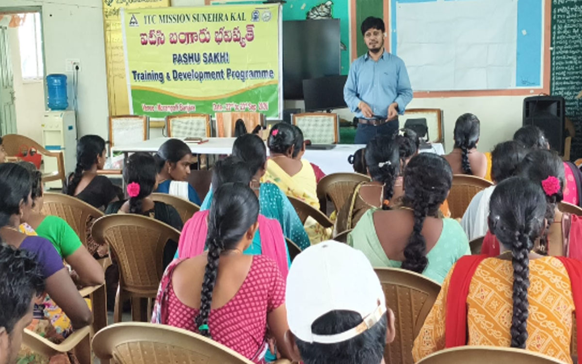 జీవాల పెంపకం, వ్యాధులు, నివారణపై శిక్షణ