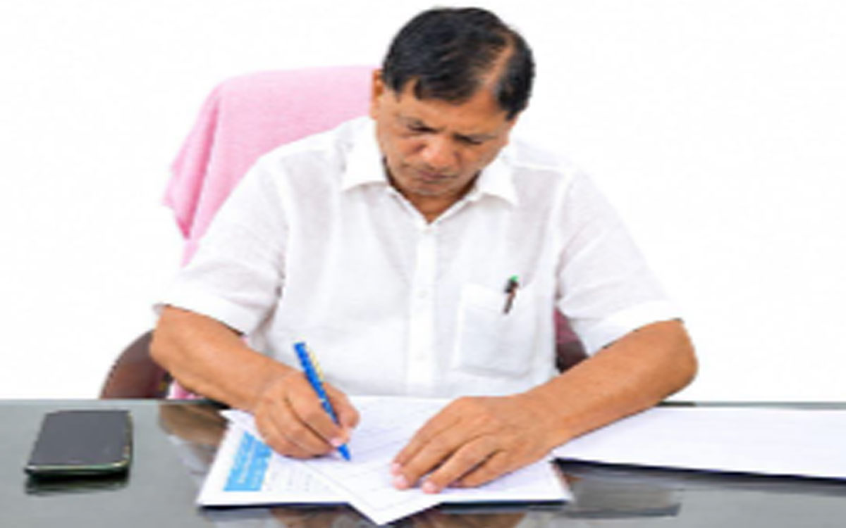 పట్టభద్రులందరూ వెంటనే ఓటు నమోదు చేసుకోవాలి : మాజీ ఎమ్మెల్యే నల్లమోతు భాస్కర్ రావు