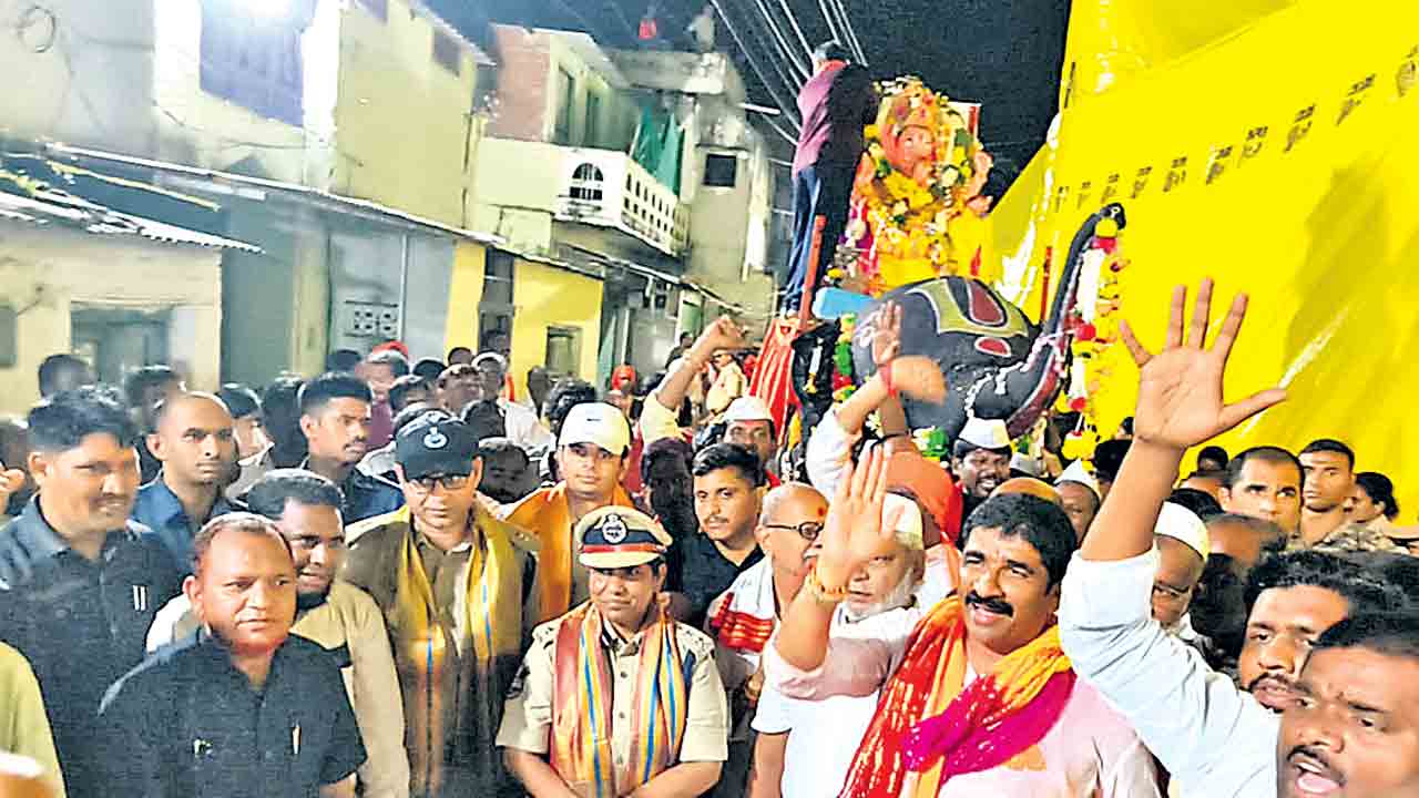 హిందూ.. ముస్లిం భాయ్‌భాయ్‌