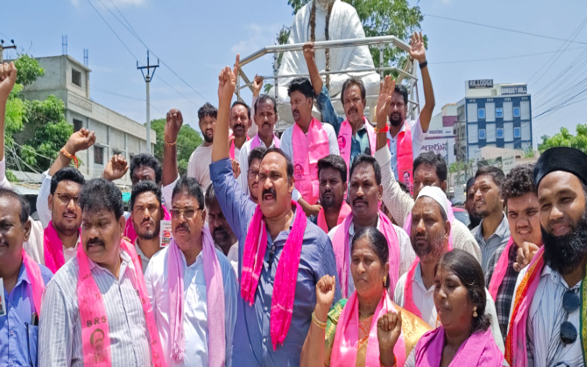 గౌరవ సభ కాదు కౌరవ సభ : మాజీ ఎమ్మెల్యే బొల్లం మ‌ల్ల‌య్య యాద‌వ్