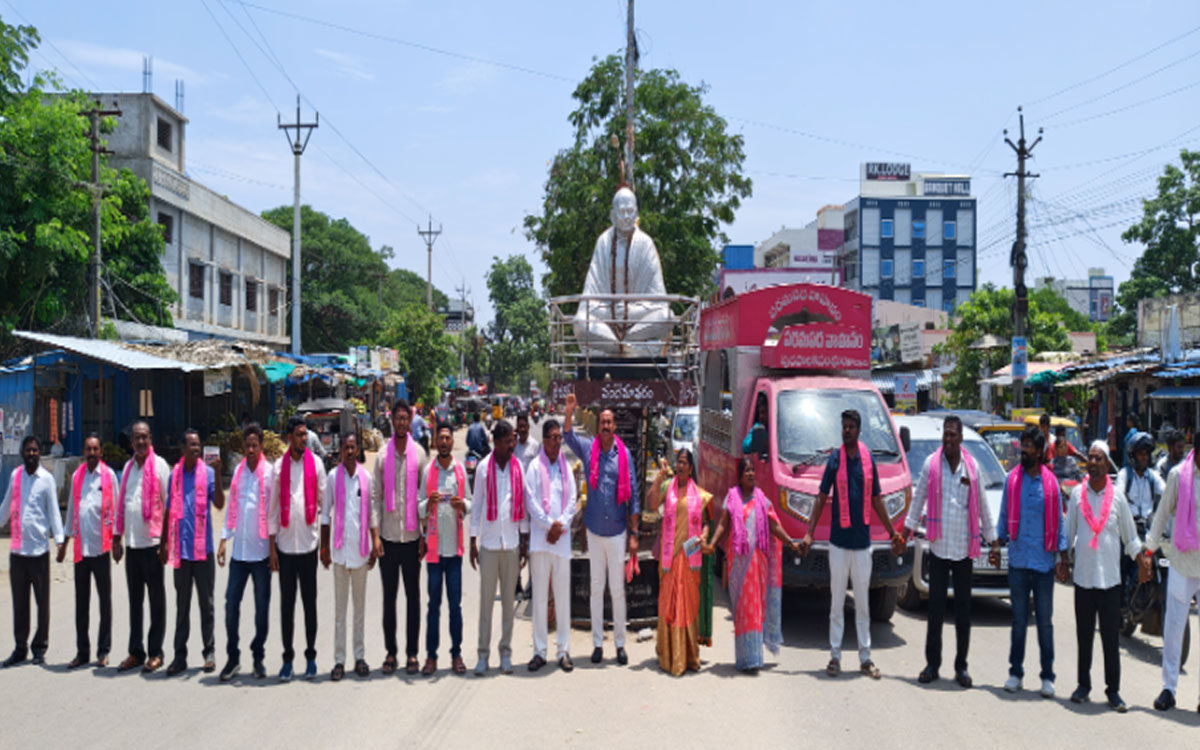 గౌరవ సభ కాదు కౌరవ సభ : మాజీ ఎమ్మెల్యే బొల్లం మల్లయ్య యాదవ్