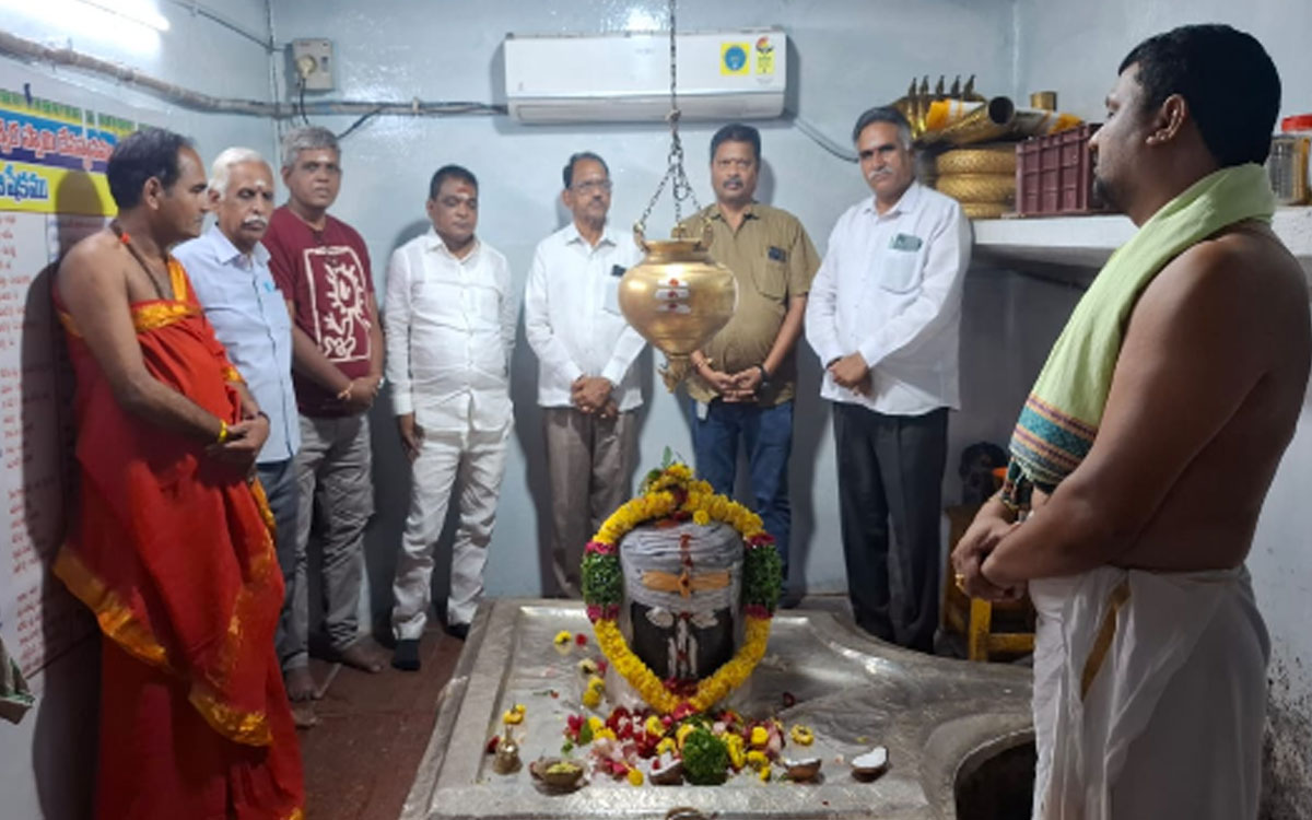 'బ్రాహ్మణుల ఐక్యత, అభివృద్ధే 'బాస్' లక్ష్యం'