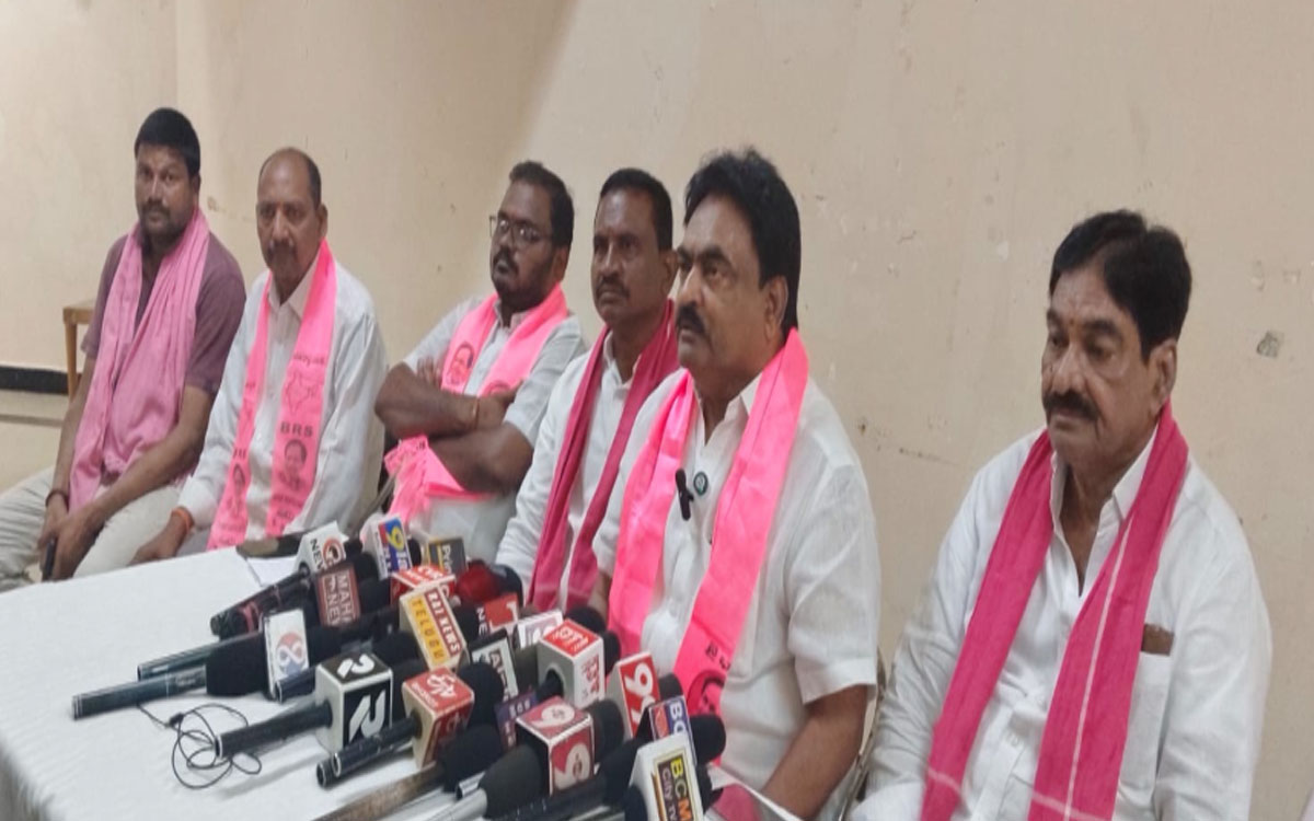 ‘కాంగ్రెస్ దగా పాలనపై నియోజకవర్గ వ్యాప్తంగా గులాబీ సైన్యం పోరాటం’