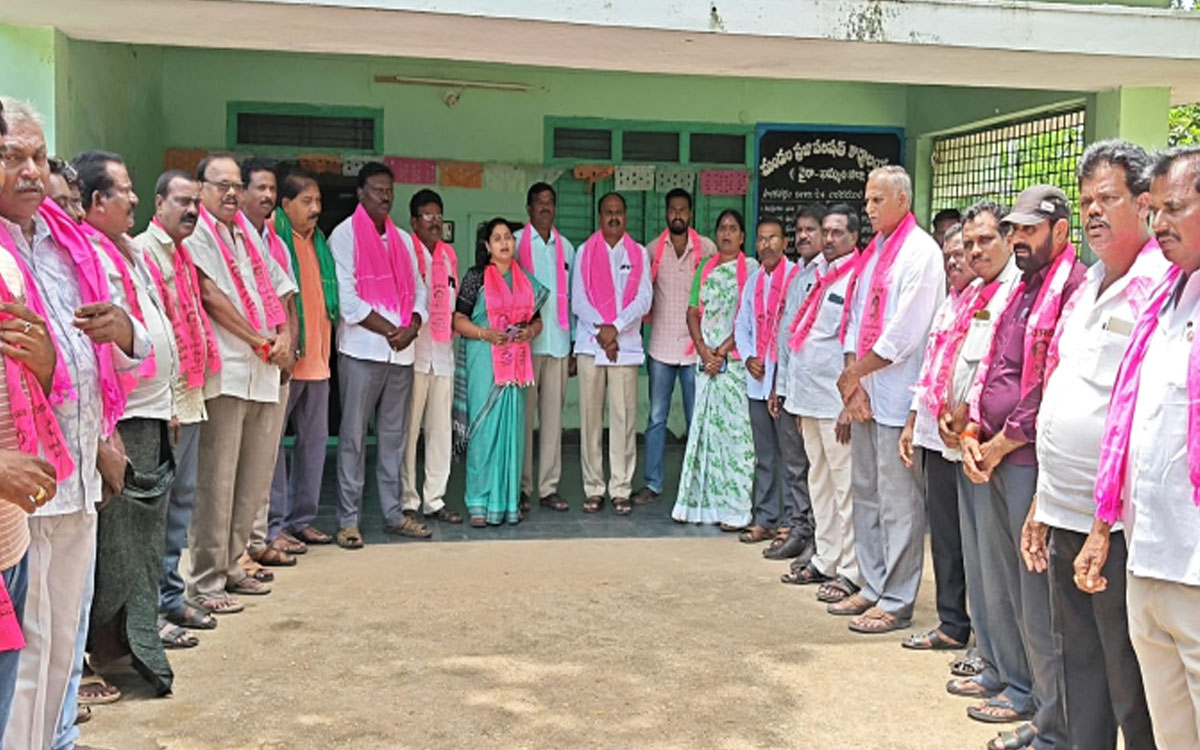 మహిళా ఎమ్మెల్యేలపై పోలీసుల ప్రవర్తన దుశ్శాసన పర్వమే : మాజీ ఎమ్మెల్యే చంద్రావతి