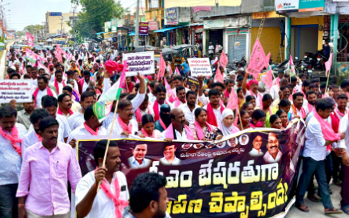 రేవంత్ రెడ్డి ప్రభుత్వంలో మహిళలకు రక్షణ కరువు : మాజీ ఎమ్మెల్యే చిరుమర్తి లింగయ్య