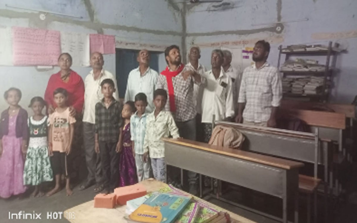 శిథిలావస్థలో మామునూరు ప్రాథమిక పాఠశాల
