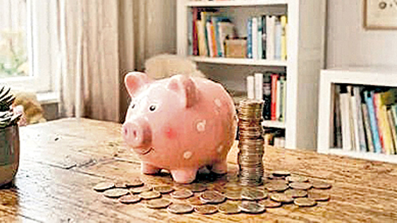 పొదుపు ఖాతాలపై 7% వడ్డీరేటు