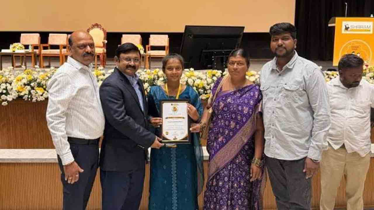 ధూళిమిట్ట పాఠశాల మరో ఘనత.. జిల్లాస్థాయి పర్యాటకశాఖ పోటీలో మూడో స్థానం