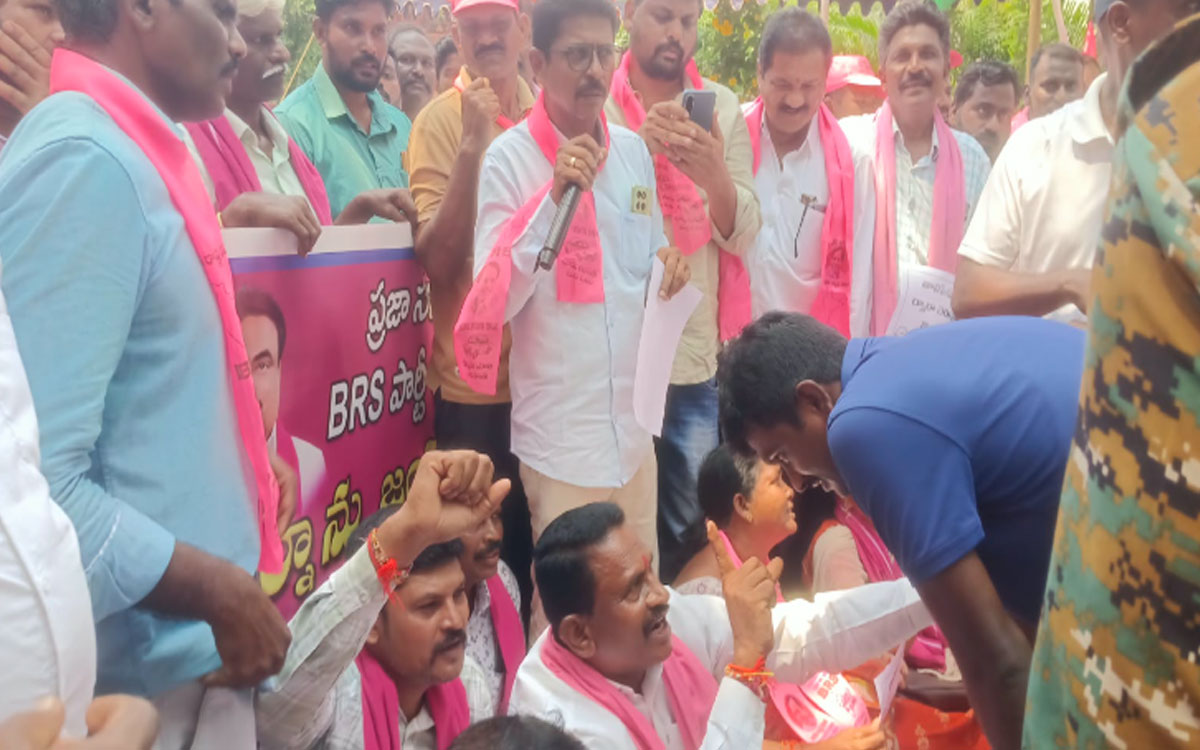 ఎమ్మెల్యే తెల్లం వెంకట్రావు వైఖరిపై భగ్గుమన్న బీఆర్‌ఎస్ నాయకులు