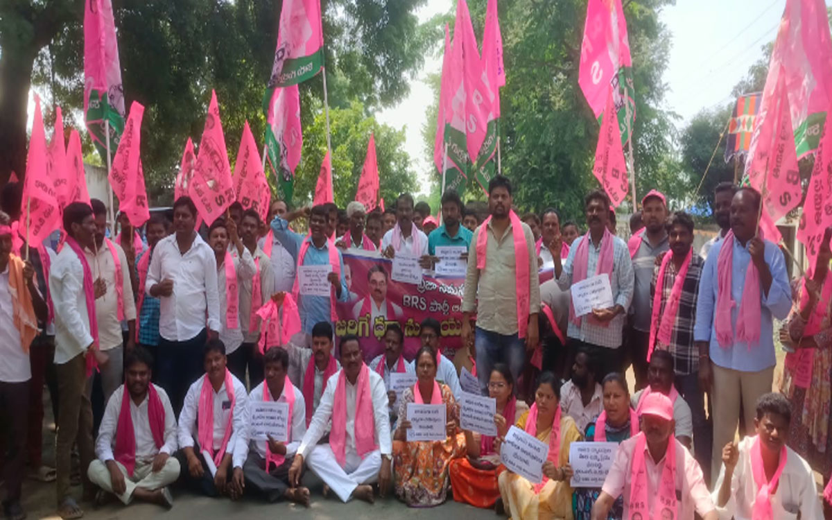 ఎమ్మెల్యే తెల్లం వెంకట్రావు వైఖరిపై భగ్గుమన్న బీఆర్ఎస్ నాయకులు
