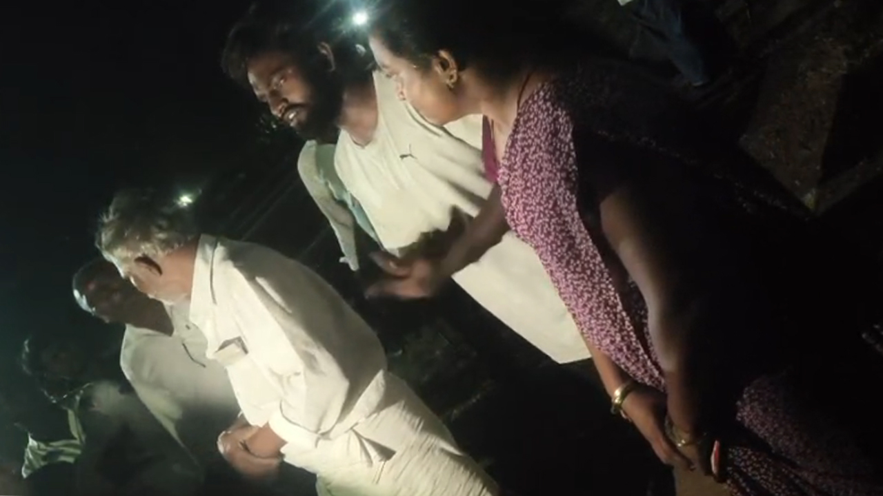 Gadwal Protest