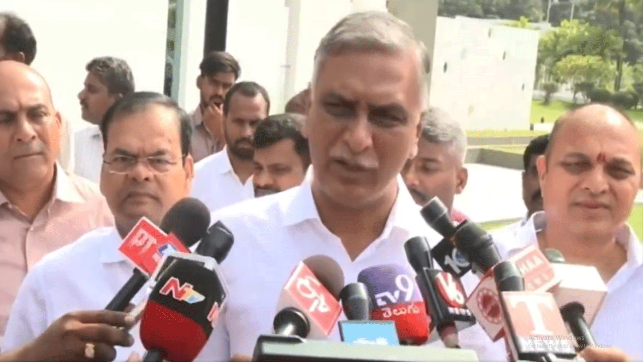 Harish Rao | కాంగ్రెస్ పార్టీ ఫేక్ అకౌంట్ మీద ఫిర్యాదు చేస్తాం : హ‌రీశ్ రావు