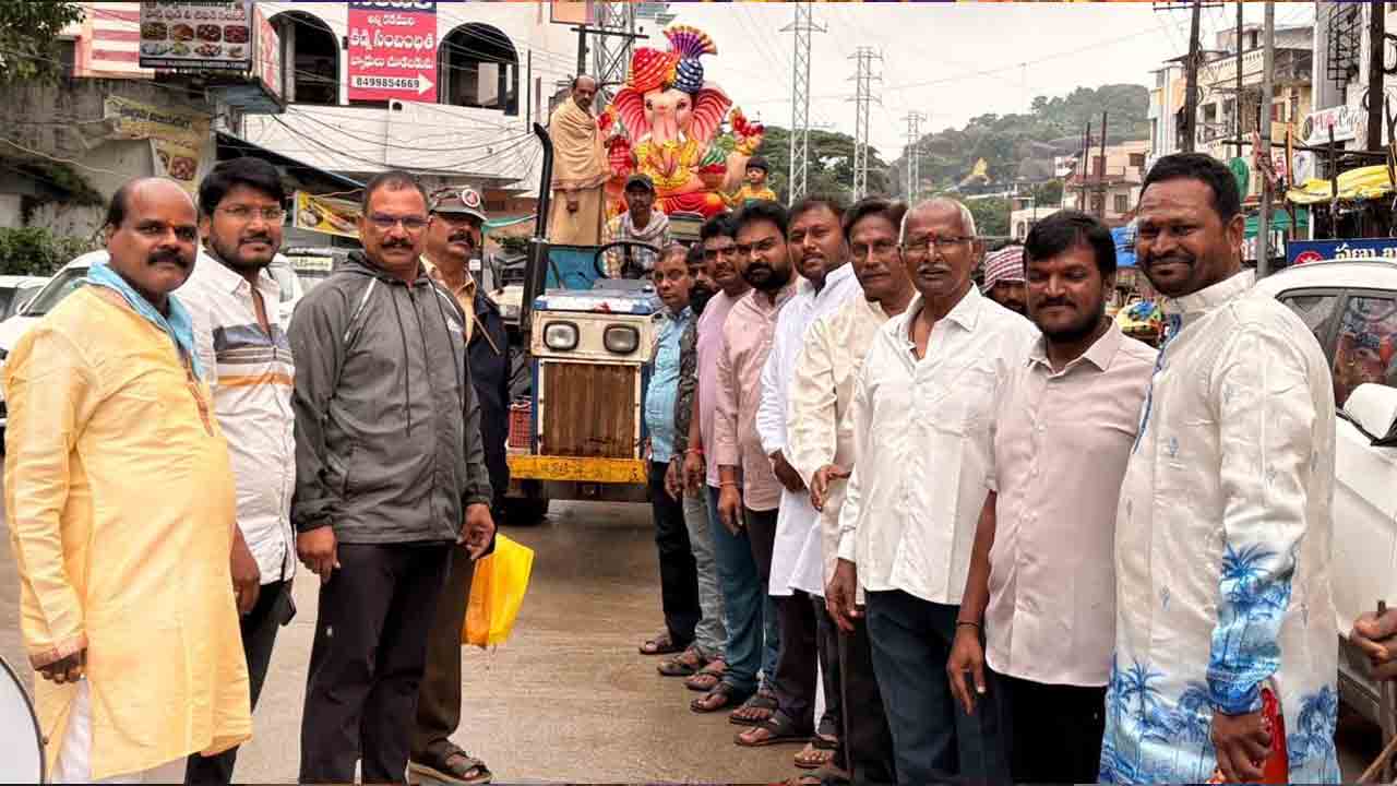 Hanumakonda | ఘనంగా 55వ సంవత్సర గణపతి నవరాత్రి ఉత్సవాలు