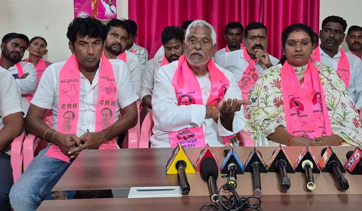 Jeevan Reddy | గిరిజనులకు రిజర్వేషన్ ఆరు నుండి పది శాతం పెంచిన ఘనత కేసీఆర్‌దే.. మాజీ మంత్రి జీవన్‌ రెడ్డి