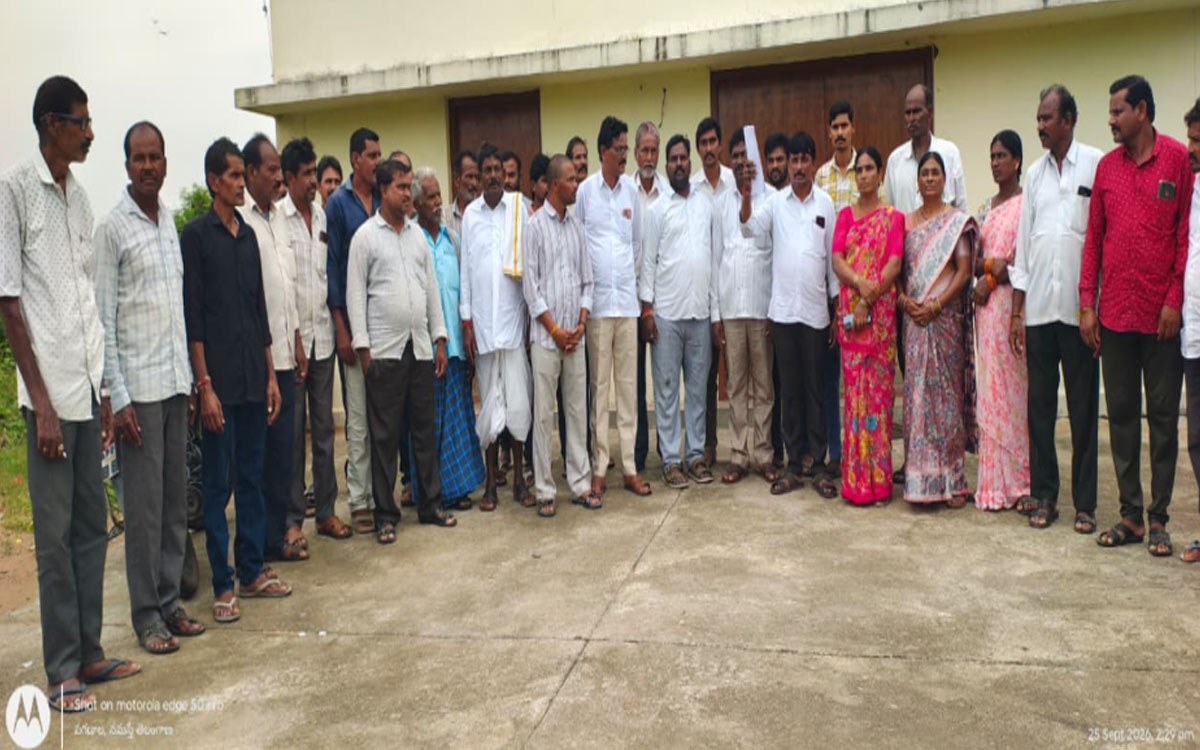 'మాజీ సర్పంచ్ భర్తతో ప్రాణహాని'