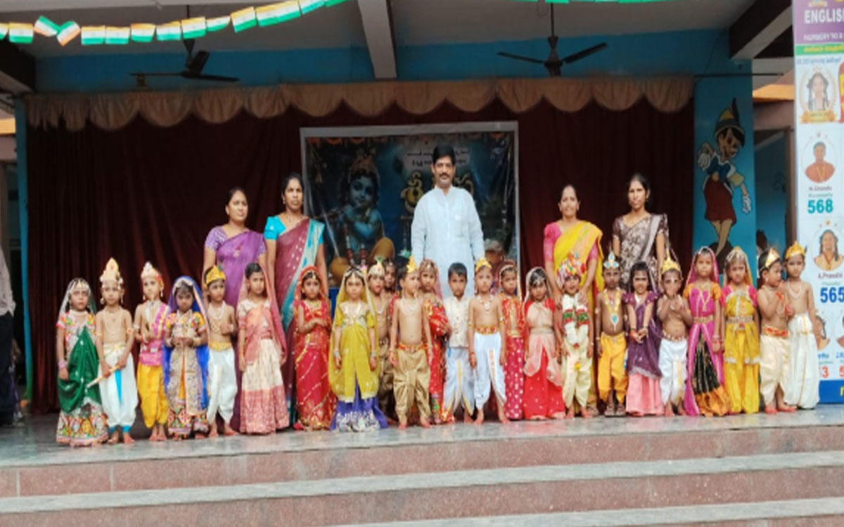 ‘పండుగలు మన సంస్కృతి సాంప్రదాయాలను భావితరాలకు అందిస్తాయి’