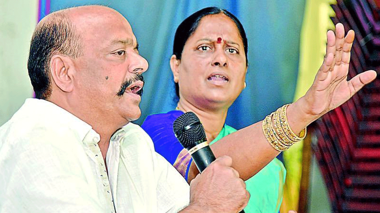 Konda Surekha | రాజీనామా చేసే ఆలోచనలో మంత్రి కొండా సురేఖ..! నేడు హైదరాబాద్‌లో తమ అనుచరులతో కొండా దంపతుల భేటీ