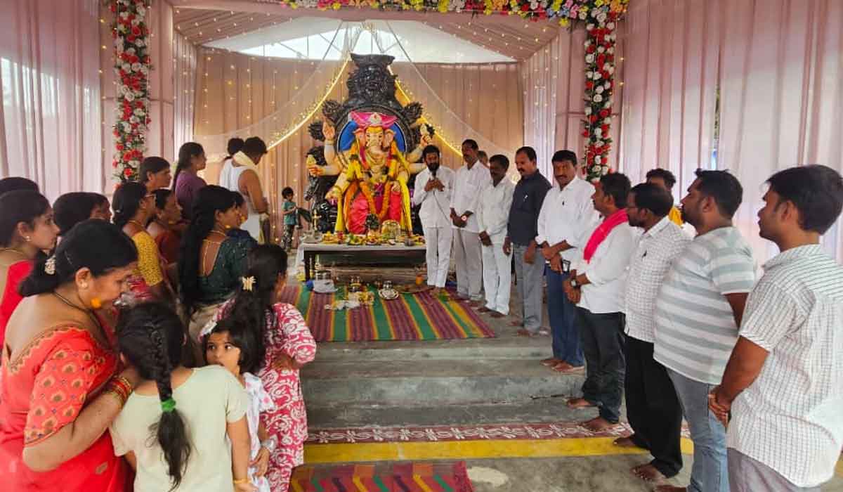 Korukanti Chander | బూటకపు హామీల కాంగ్రెస్ విఘ్నాలు తొలగిపోవాలి.. రామగుండం మాజీ ఎమ్మెల్యే కోరుకంటి చందర్