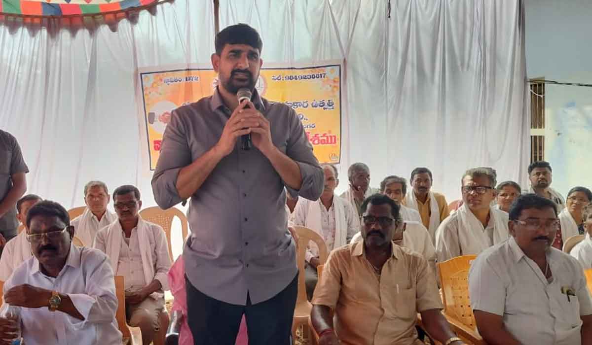 MLA Padi Kaushik Reddy | కేసీఆర్ హయాంలోనే చేనేత కార్మికుల క్షేమం.. హుజురాబాద్‌ ఎమ్మెల్యే పాడి కౌశిక్‌రెడ్డి