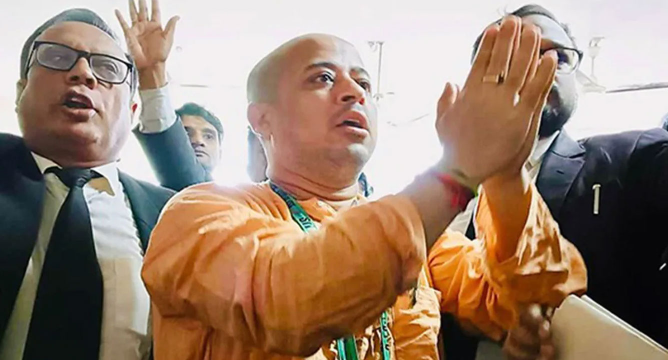 Chinmoy Krishna Das: జైలులో చిన్మ‌య‌ కృష్ణ దాస్‌.. చివ‌రి కోరిక తీర‌కుండానే త‌ల్లి మృతి
