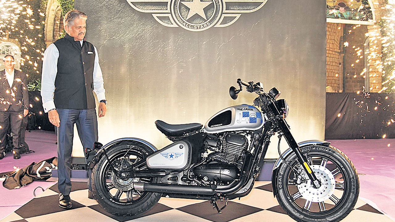 జావా సరికొత్త స్పోర్ట్స్‌ బైకు