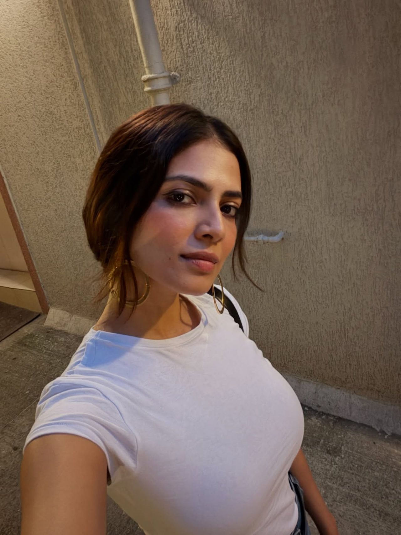 Malavika Mohanan8