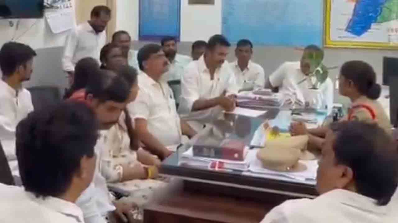 Manne Krishank | కాంగ్రెస్ ఎమ్మెల్యే శ్రీ గణేష్‌పై పోలీసులకు ఫిర్యాదు చేసిన మన్నె క్రిశాంక్