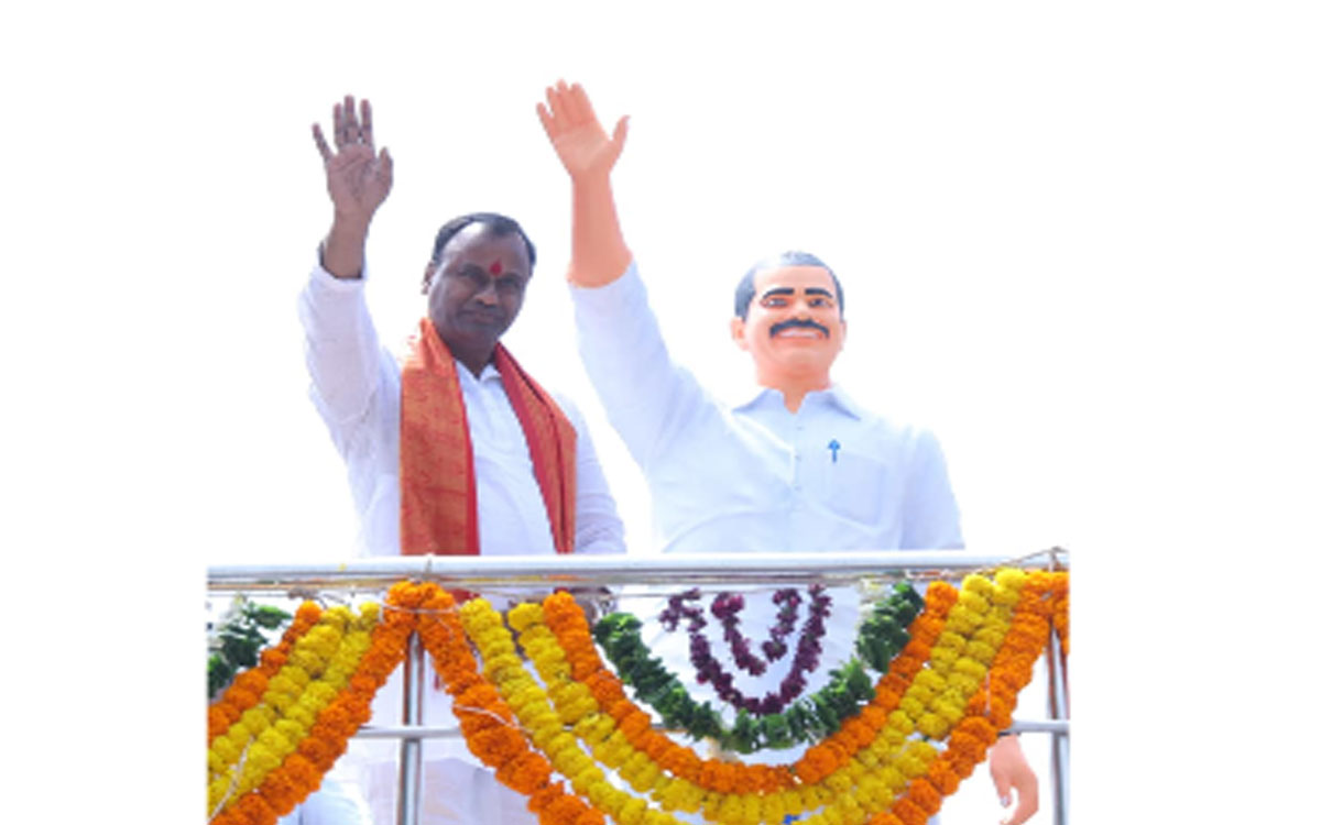 మళ్లీ వైఎస్ఆర్ రాజ్యం తీసుకొస్తా : ఎమ్మెల్యే కోమటిరెడ్డి రాజగోపాలరెడ్డి