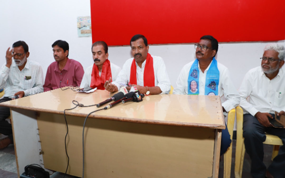 ‘సీఈసీ జ్ఞానేశ్‌కుమార్‌ను తక్ష‌ణ‌మే తొలగించాలి’