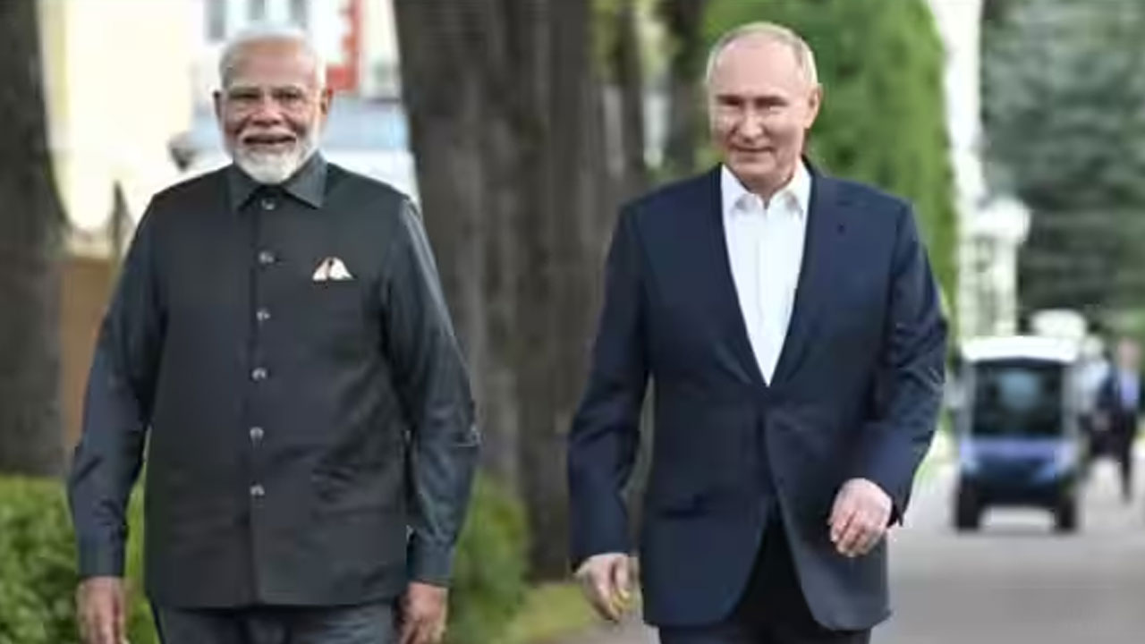 Modi-Putin: ద్వైపాక్షిక చర్చ‌ల్లో పాల్గొన‌నున్న పుతిన్‌, మోదీ