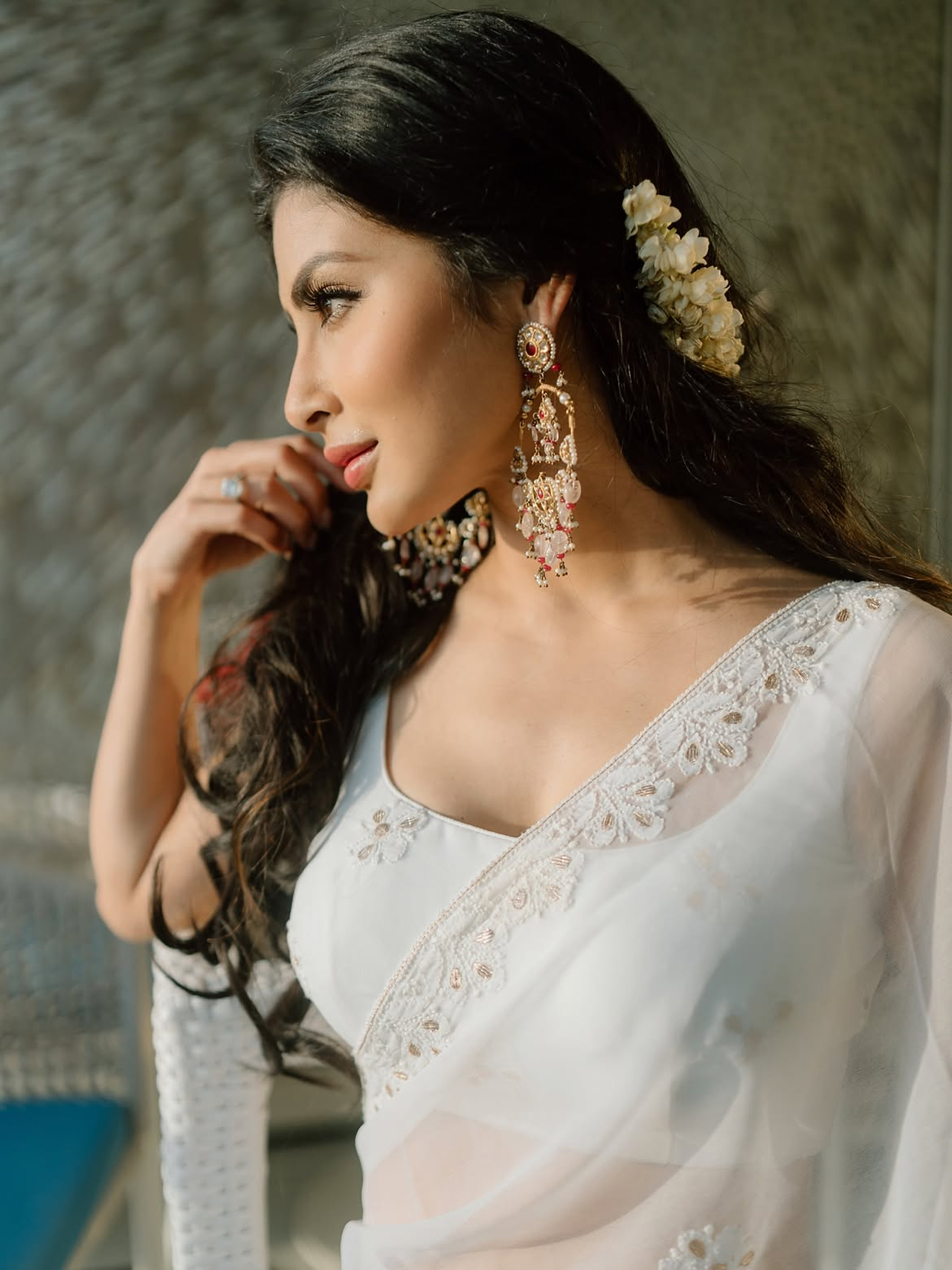 Mouni Roy10